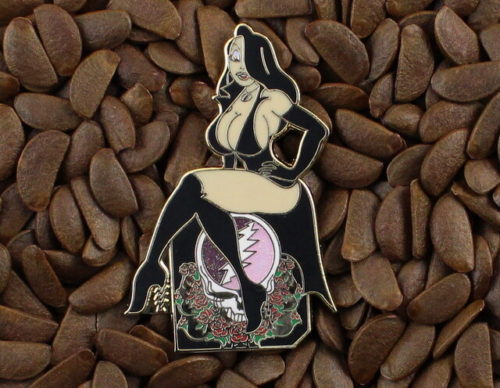 Grateful Dead Pins Jessica Rabbit Pin Sexy Glown Skull Roses Lighting Bolt Badge